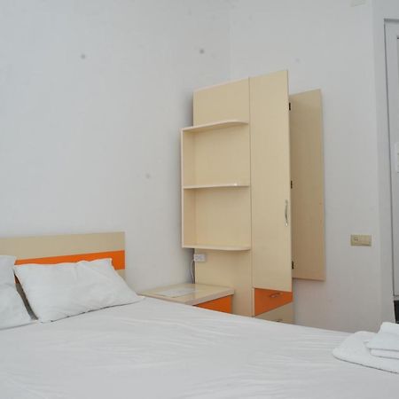 Orange Home Hotel Batumi Exterior foto