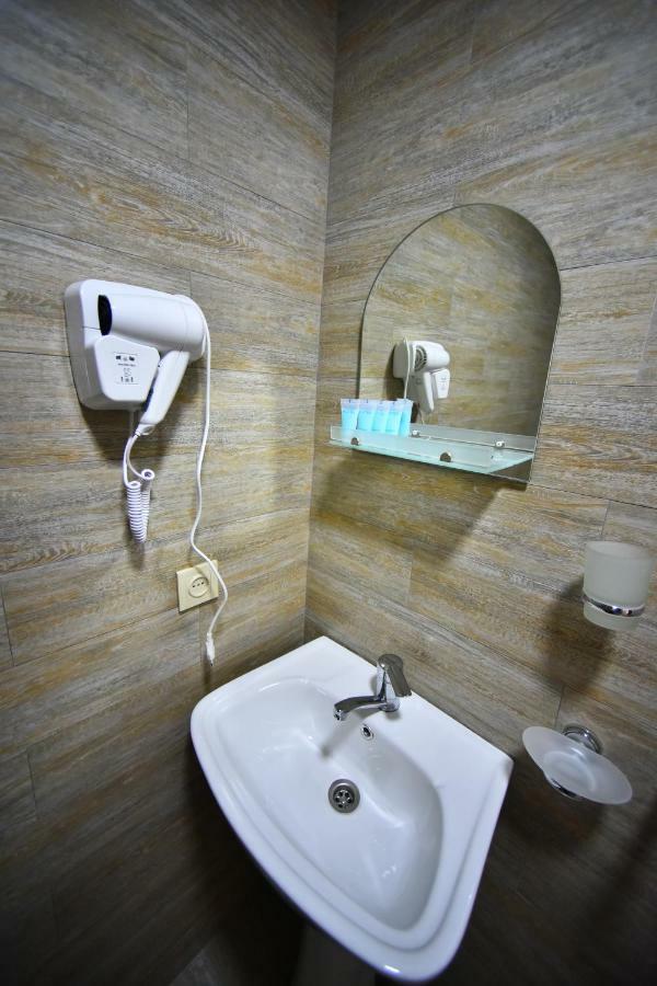 Orange Home Hotel Batumi Exterior foto