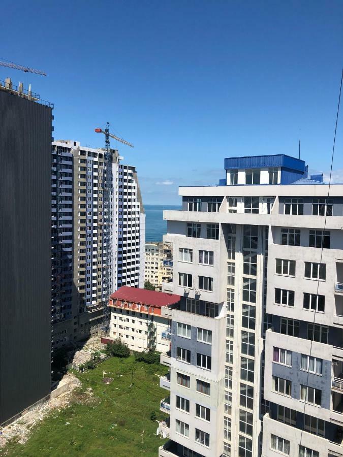 Orange Home Hotel Batumi Exterior foto